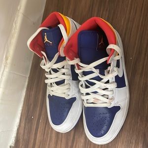 Jordan 1 Mid
Royal Blue Laser Orange